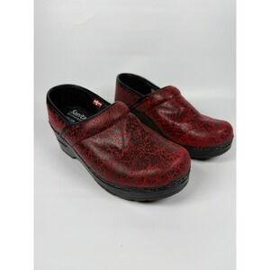 Sanita Red Leather Clogs Danish Design Vegan Women Size 35 Slip On Comfort